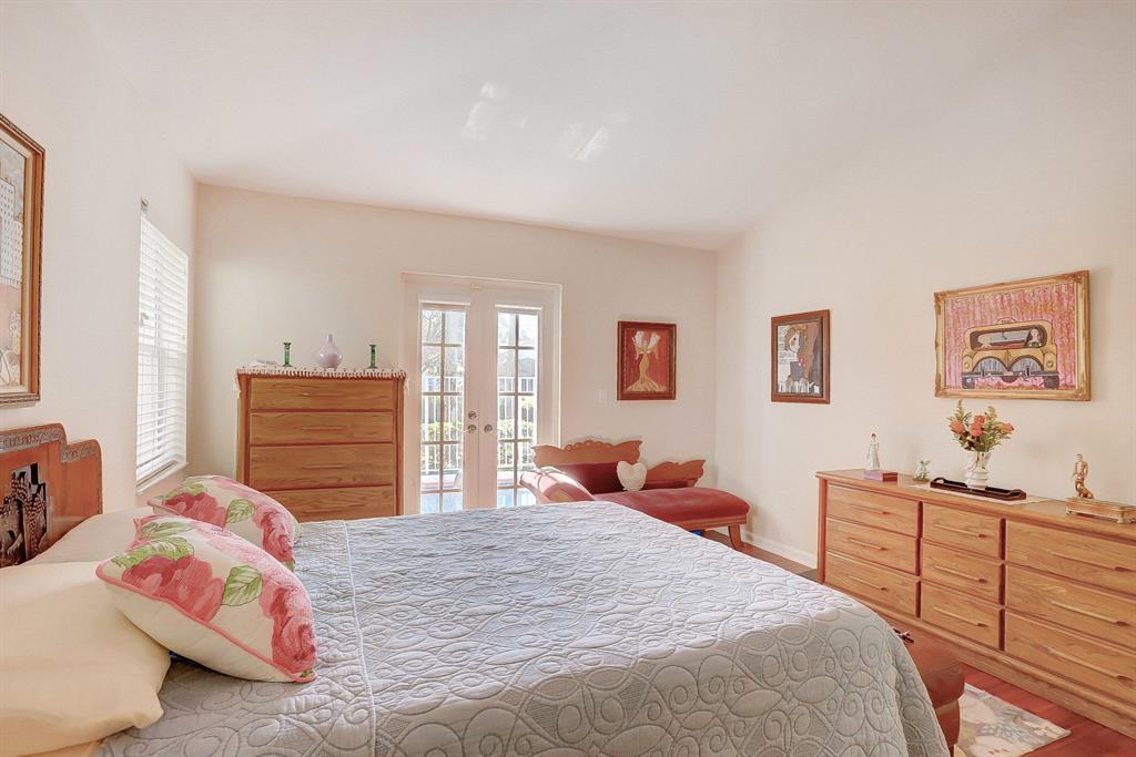 LAWRENCE LAKE ESTATES - Residential