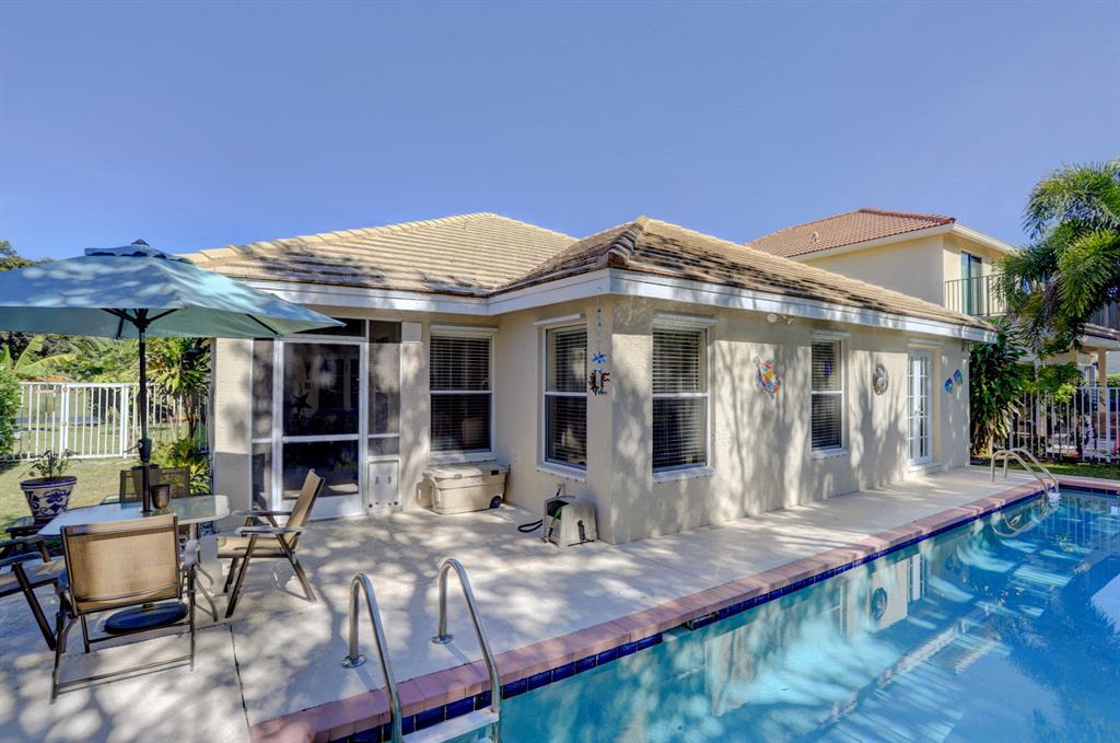 LAWRENCE LAKE ESTATES - Residential