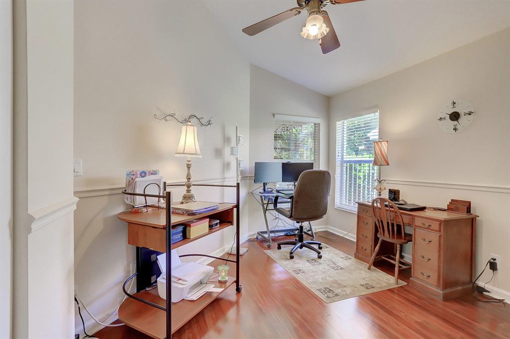 LAWRENCE LAKE ESTATES - Residential