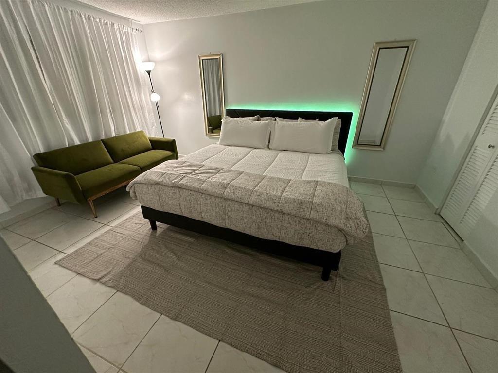 Octagon Towers I Condo - Residential Lease