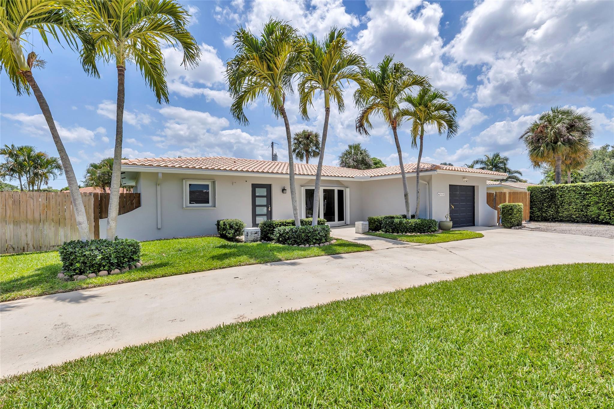 960 SW 13th Pl