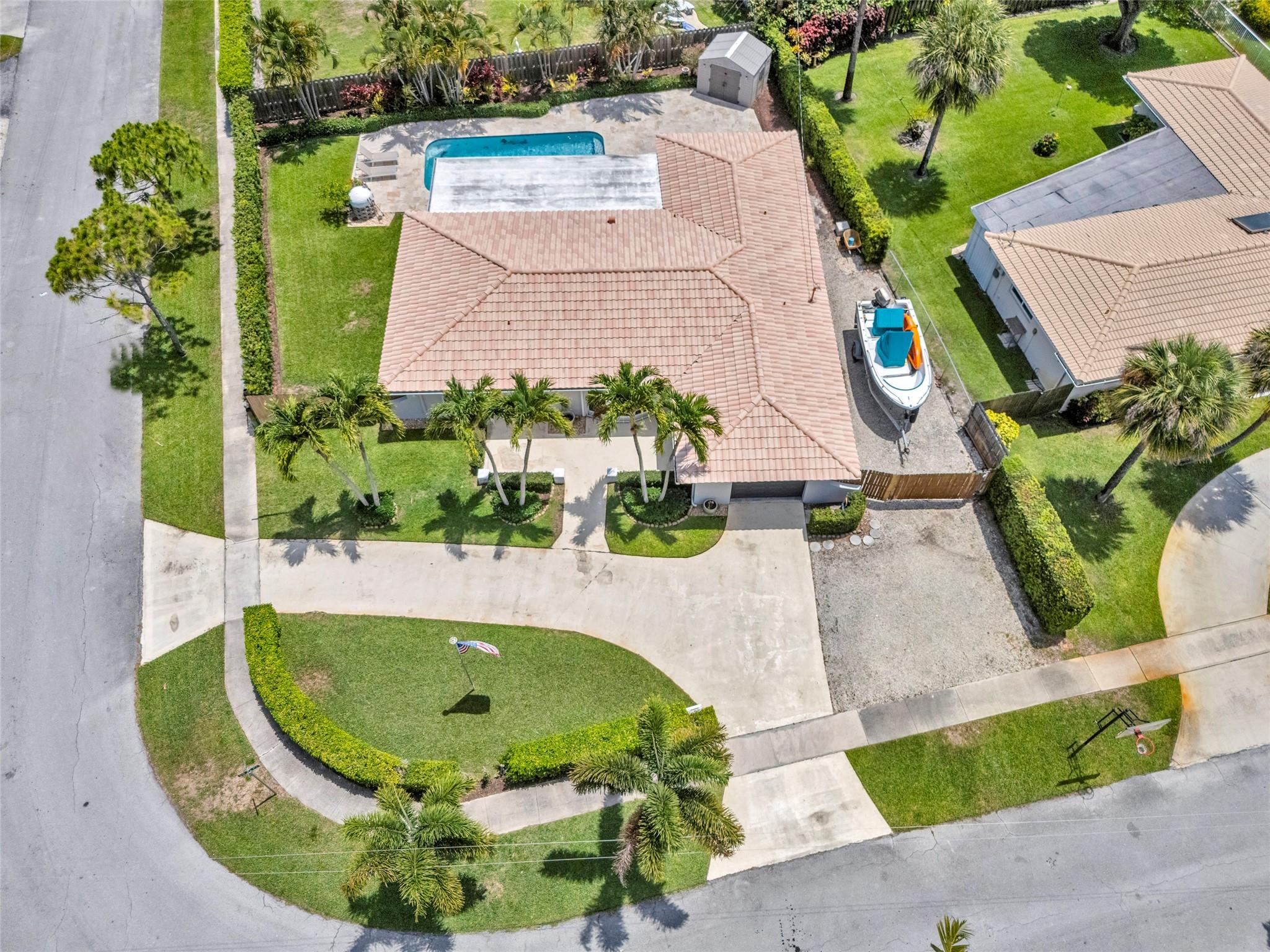 960 SW 13th Pl