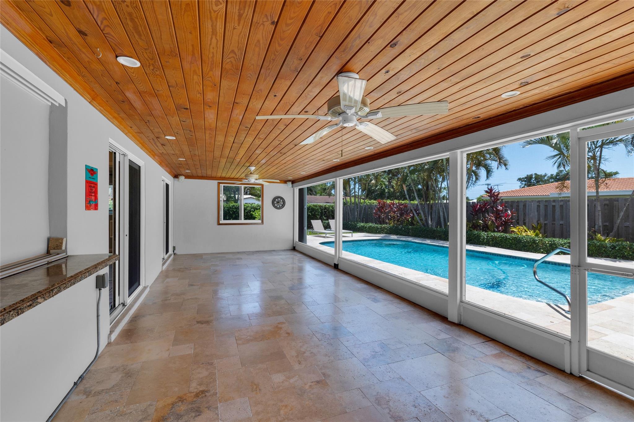 960 SW 13th Pl