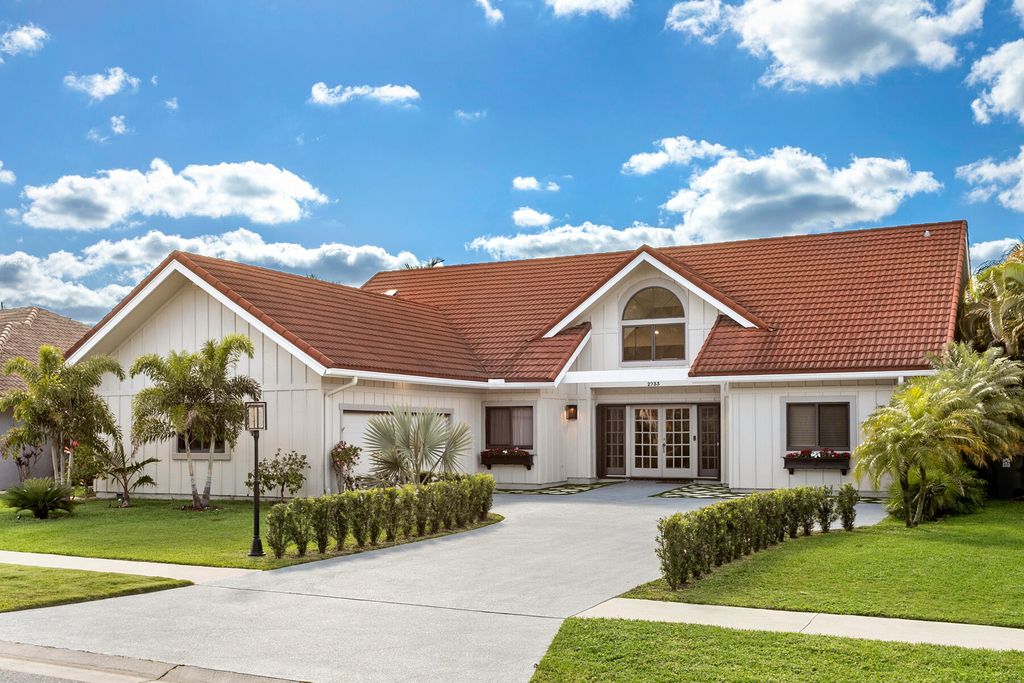 Photo of 2733 Biarritz Drive, Palm Beach Gardens, FL 33410 (MLS # R10790956)