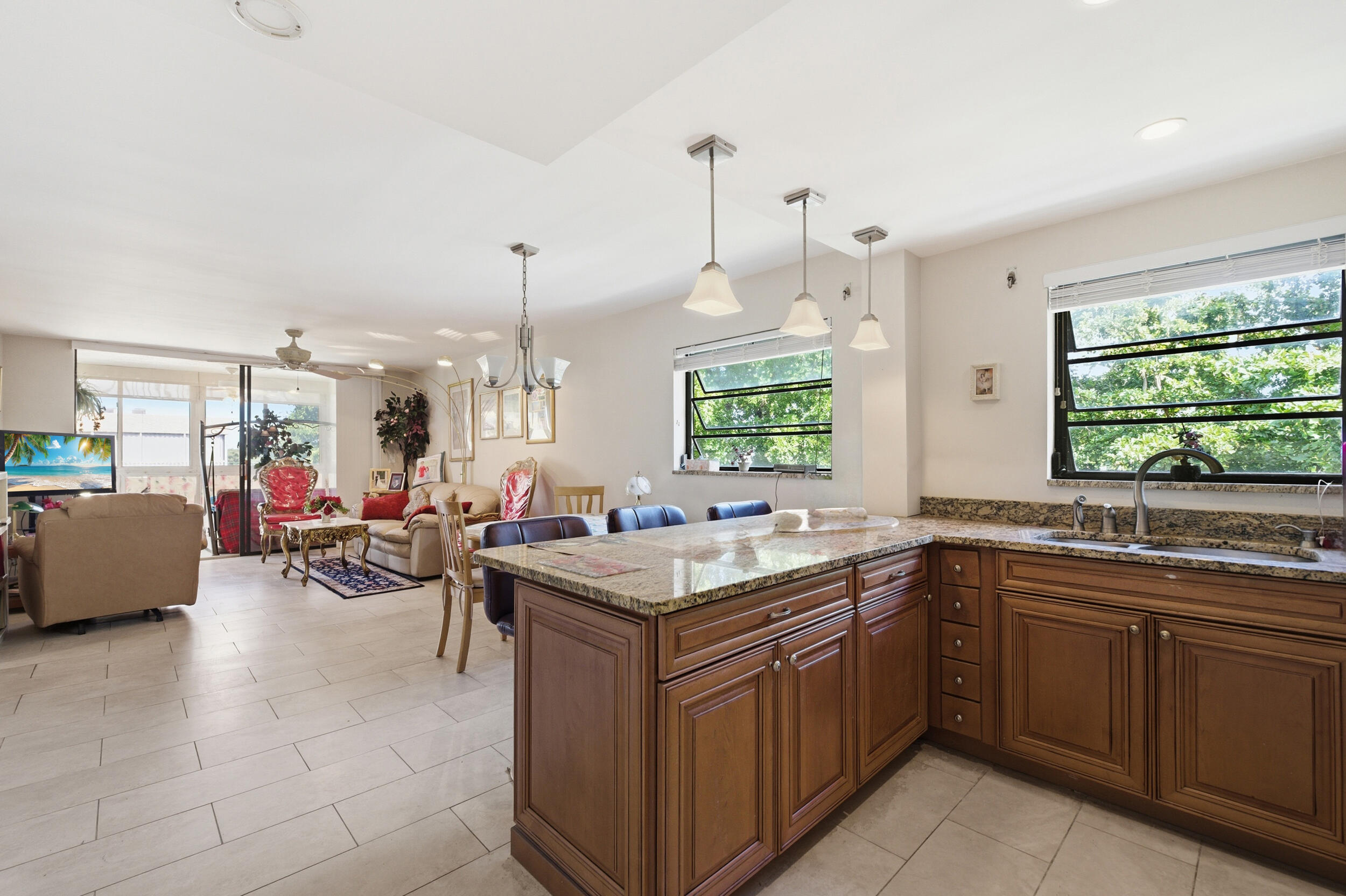 BELLA MAR A CONDO - Residential Lease