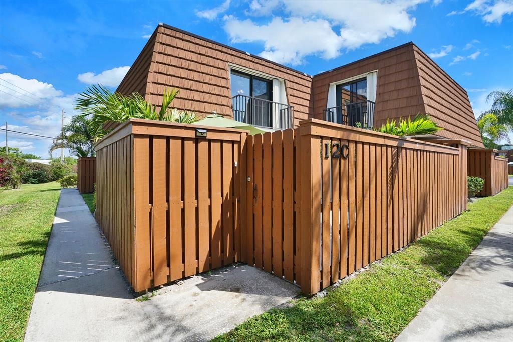 Photo of 3900 County Line Road #12c, Tequesta, FL 33469 (MLS # R10720285)