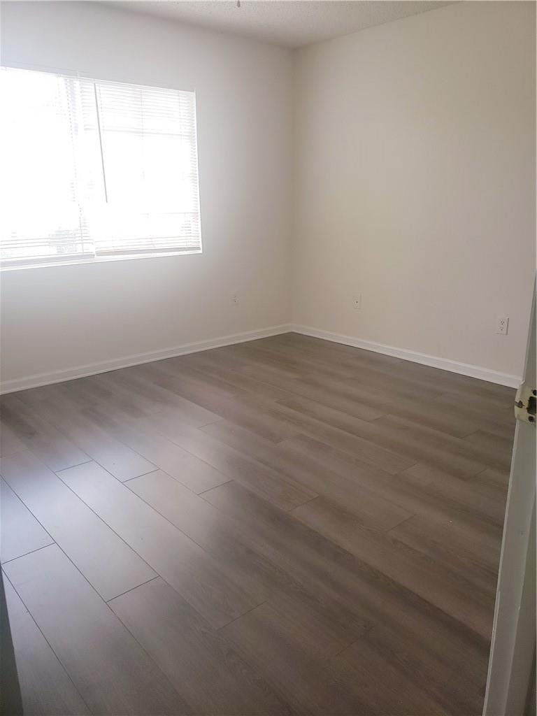 Sawgrass Exchange 165-2 B - Residential Lease