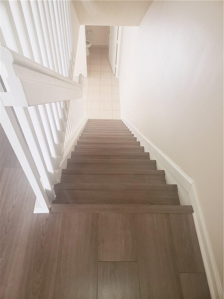 Sawgrass Exchange 165-2 B - Residential Lease