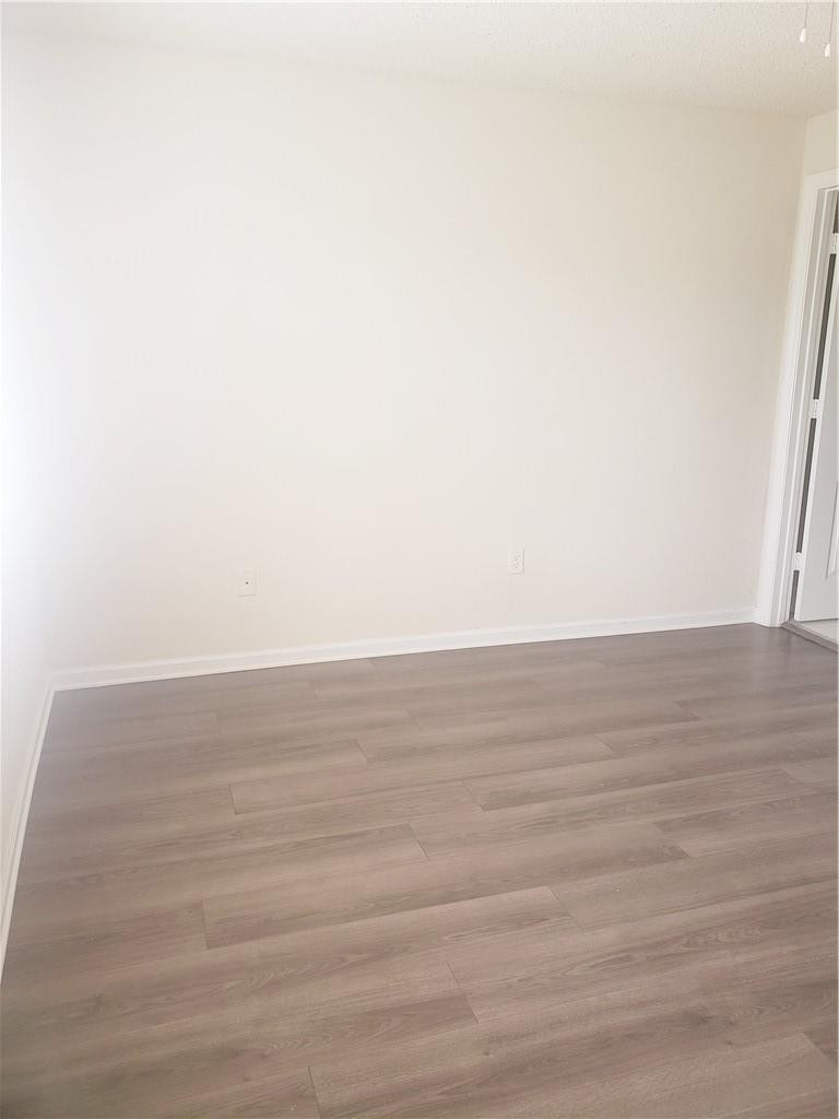 Sawgrass Exchange 165-2 B - Residential Lease