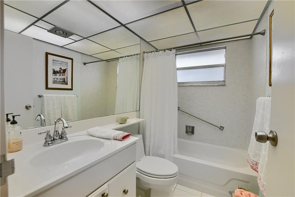 Kings Point - Residential