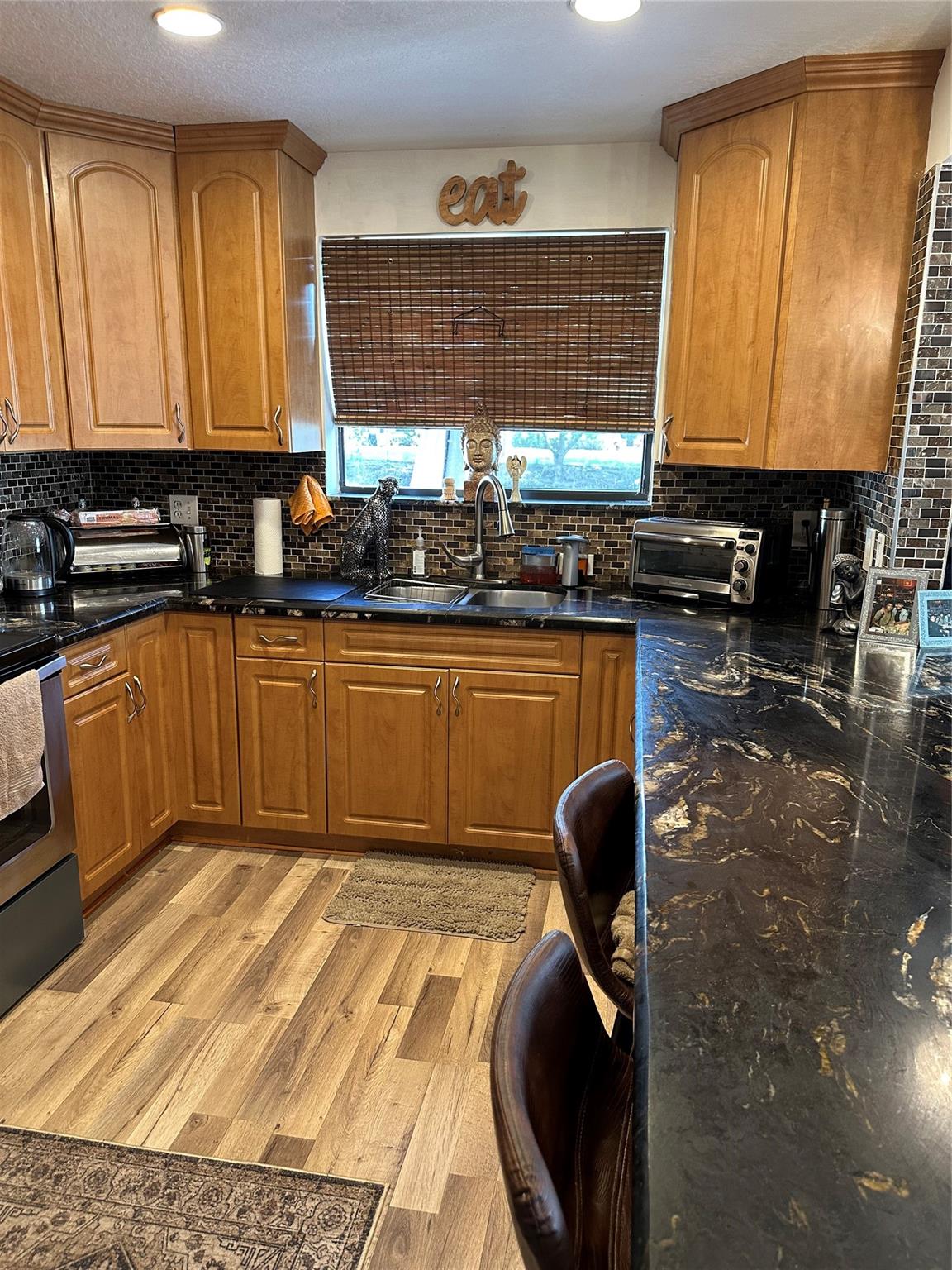 10130 NW 33rd Pl