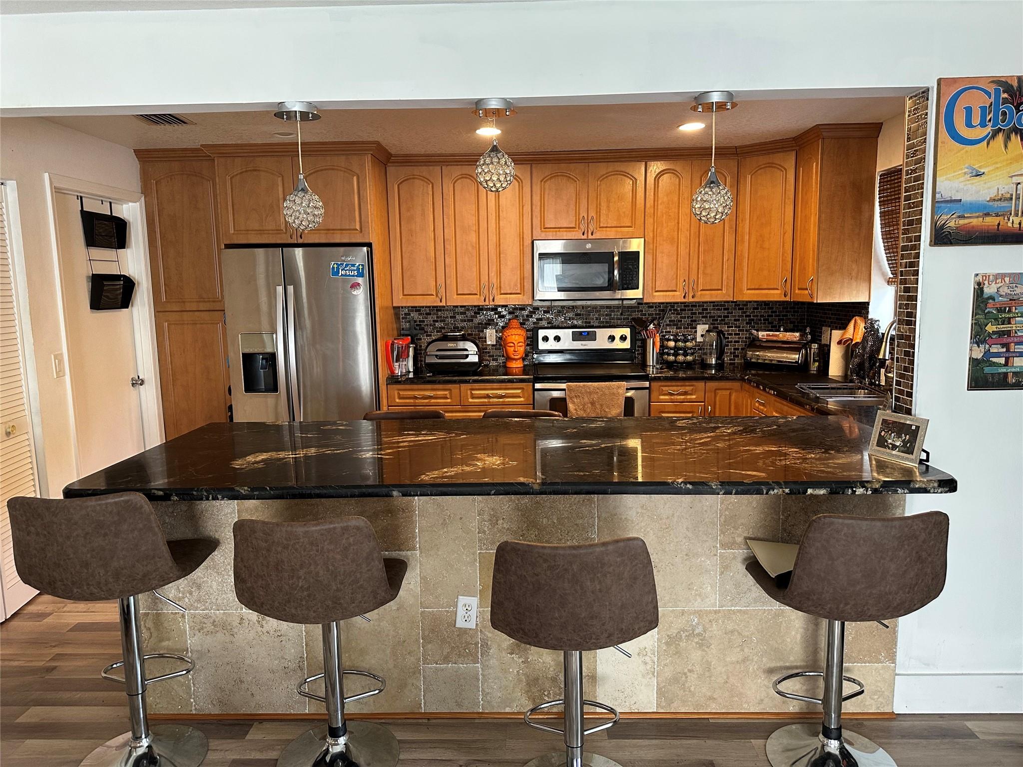 10130 NW 33rd Pl