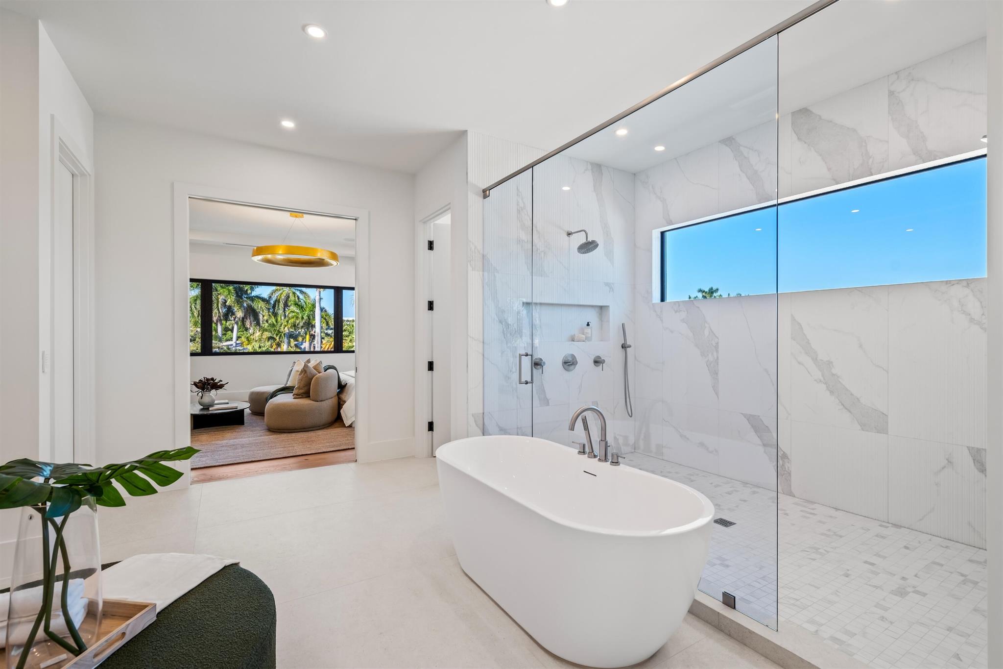 TROPIC ISLE - Residential