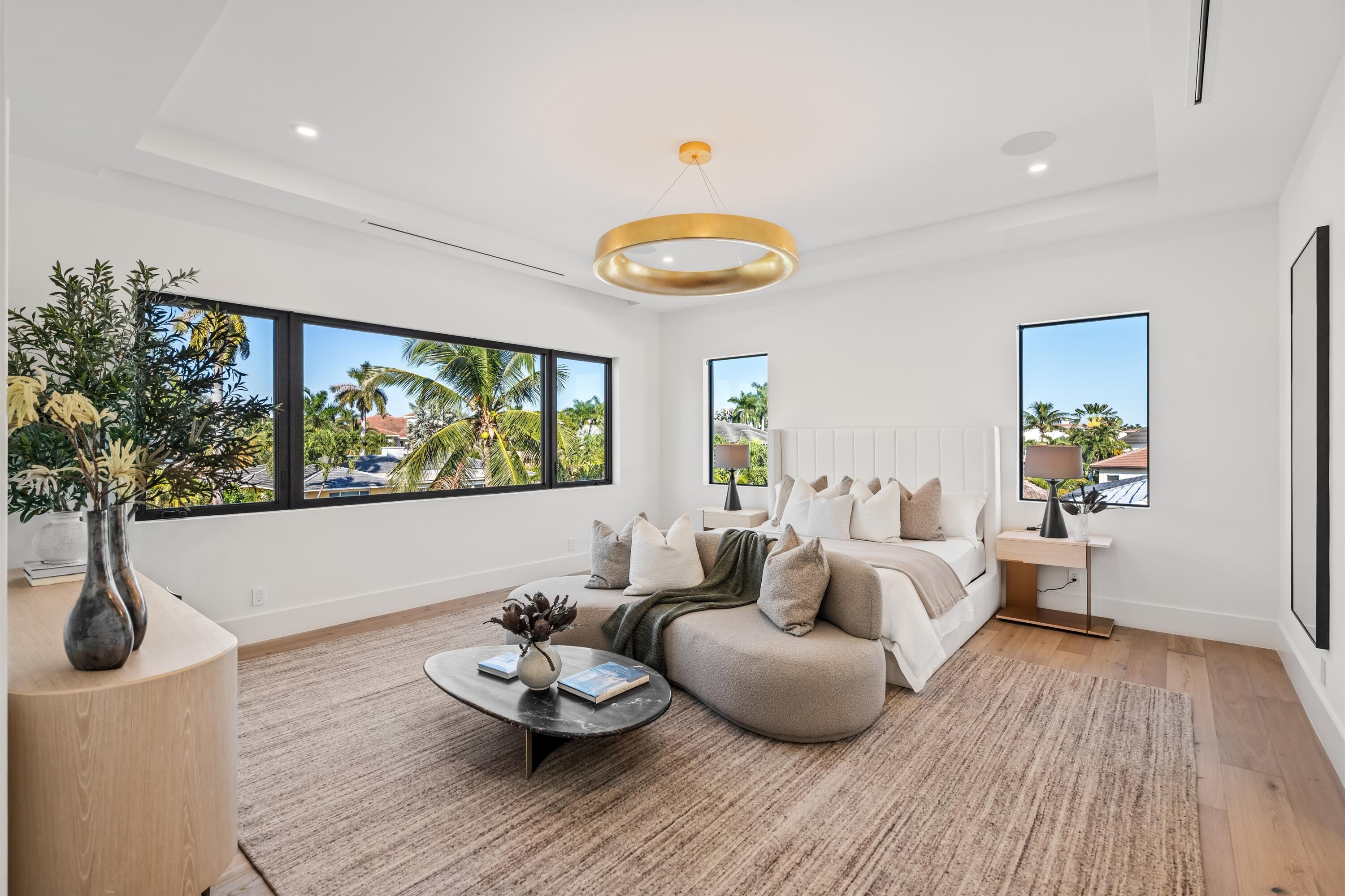 TROPIC ISLE - Residential