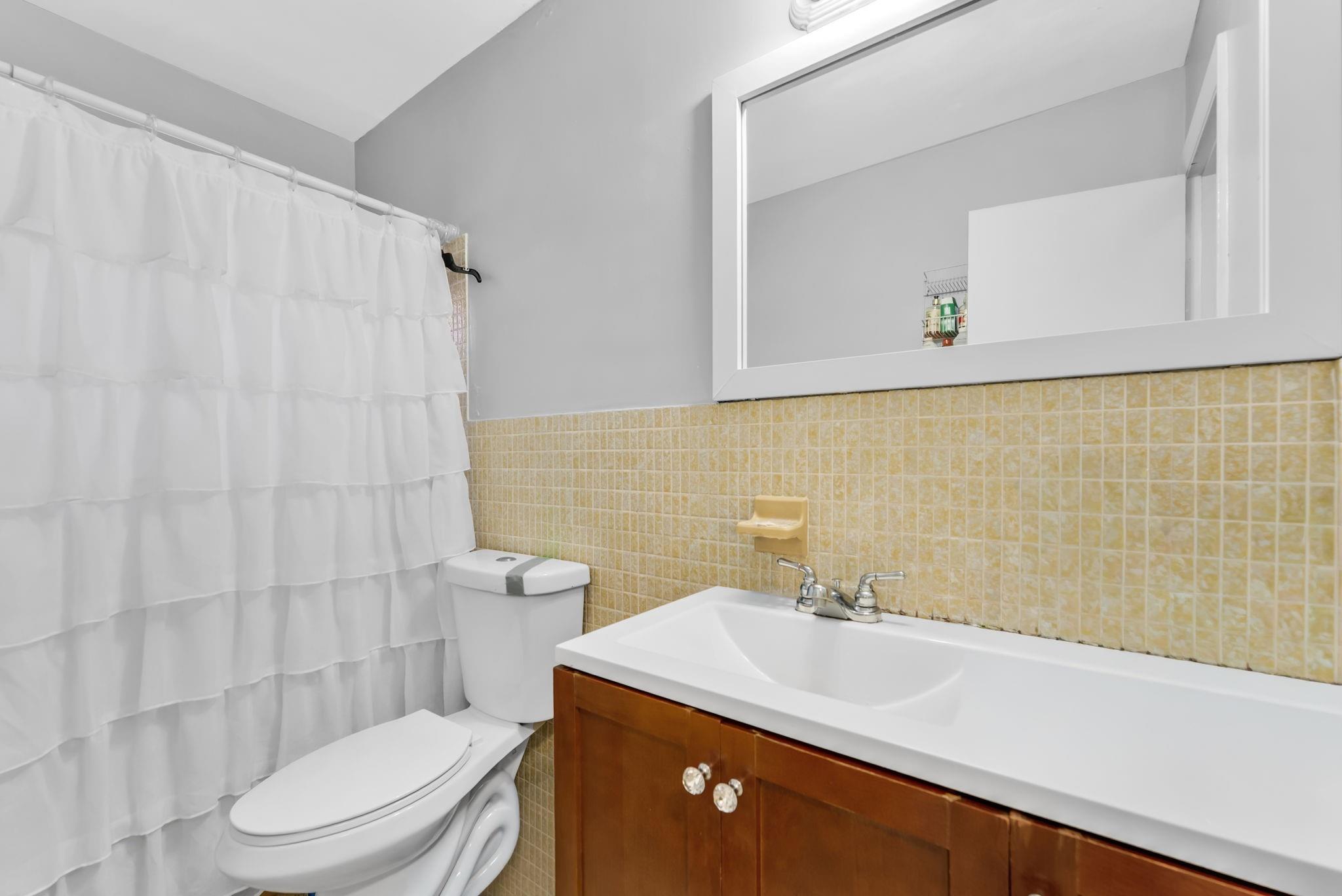F & D Sub 73-20 B - Residential Income