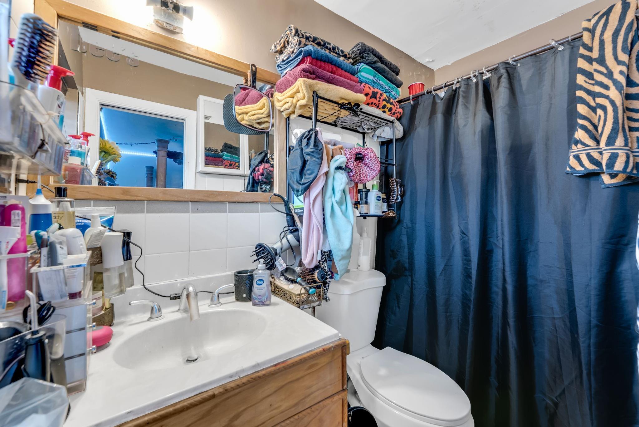 F & D Sub 73-20 B - Residential Income