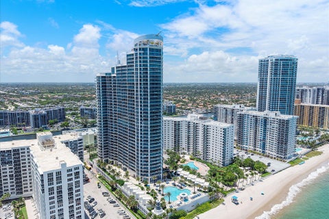 Tiny photo for 3101 S Ocean Drive #2707, Hollywood, FL 33019 (MLS # B26049522)