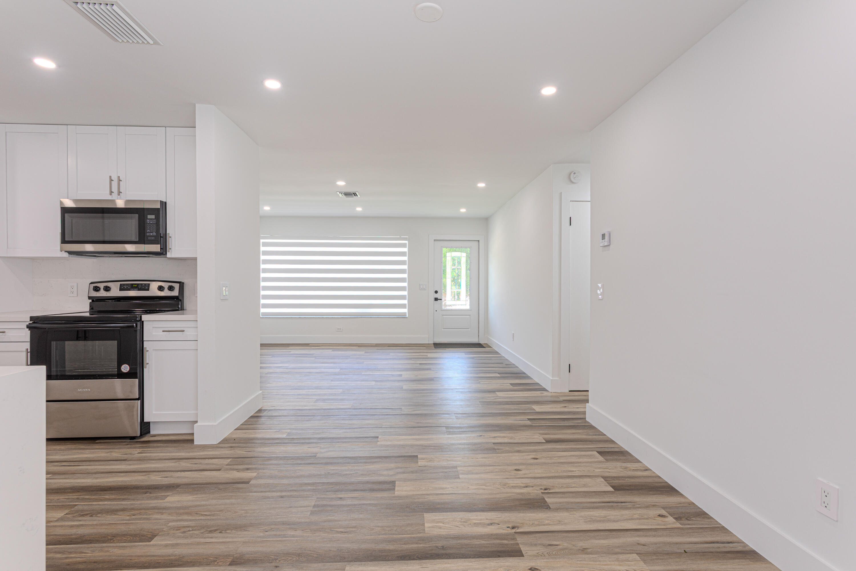 EAST LAKE CLARKE - Residential Lease