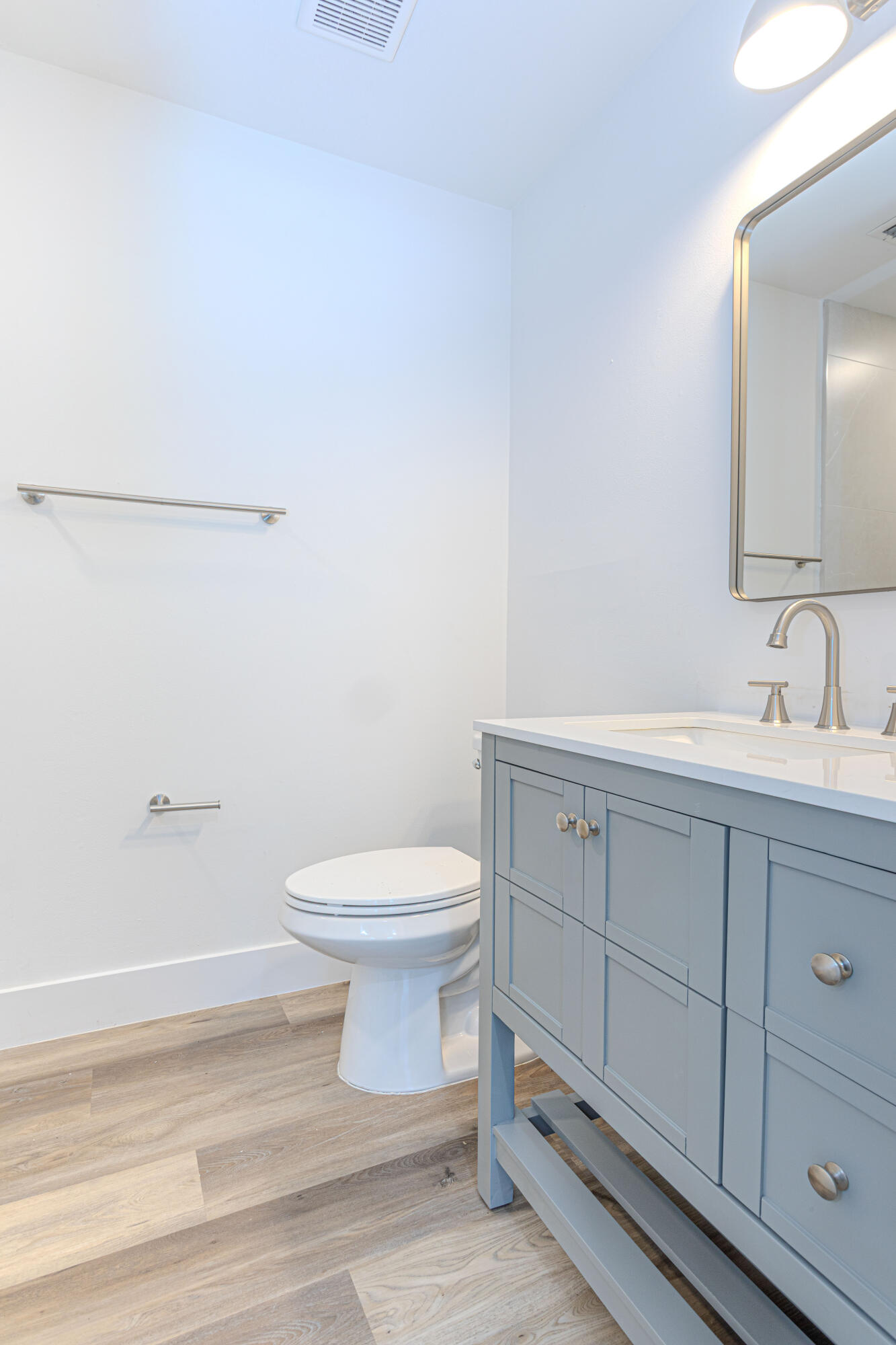 EAST LAKE CLARKE - Residential Lease