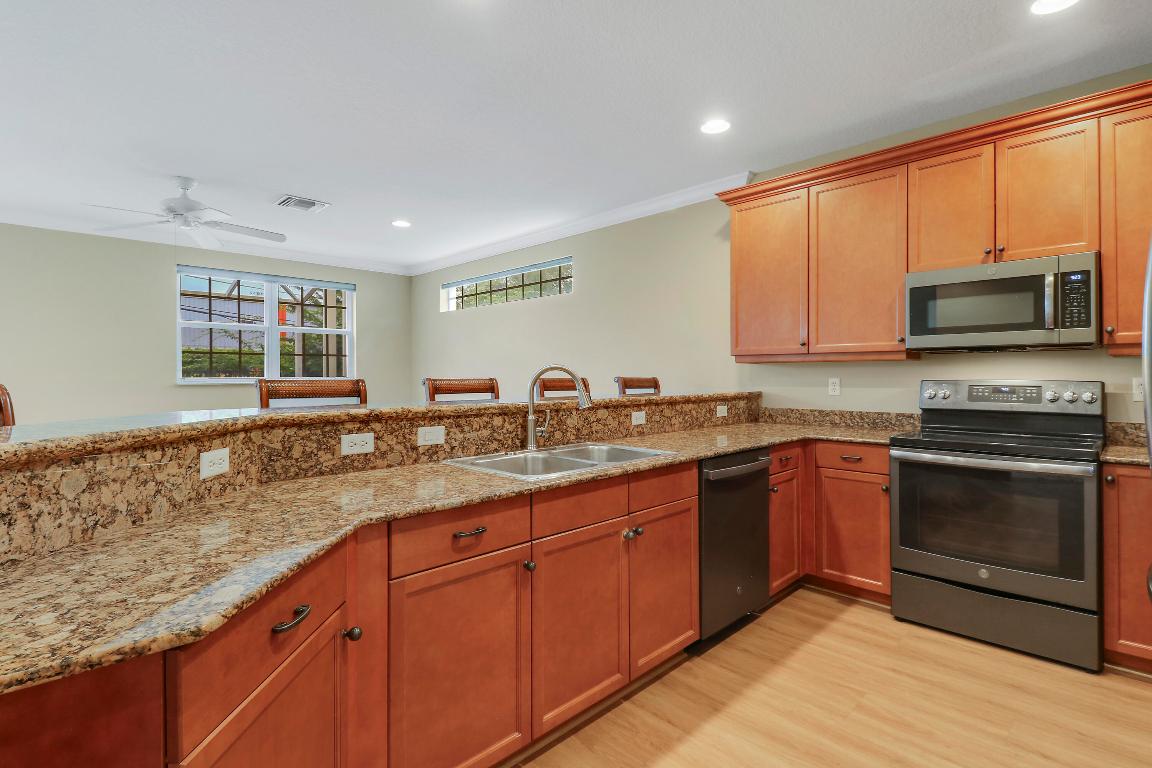 MARBELLA VILLAS - Residential