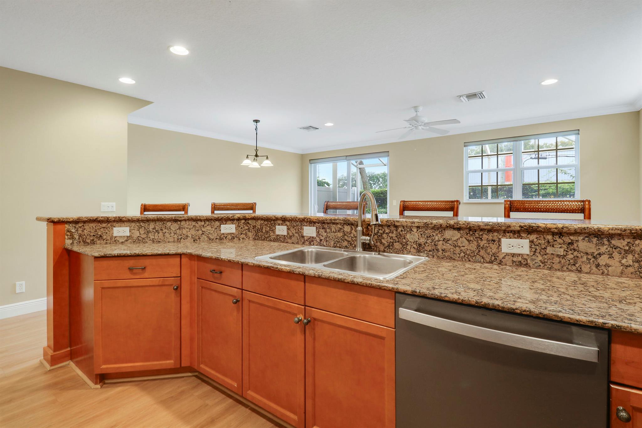 MARBELLA VILLAS - Residential