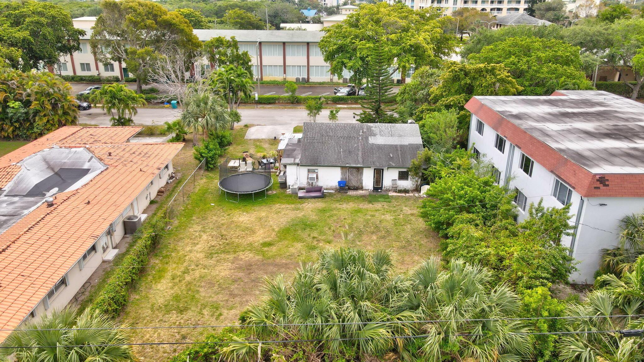 CIVIC CENTER - Commercial Sale