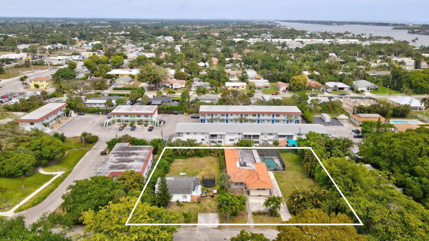 633/641 NE 6th Avenue