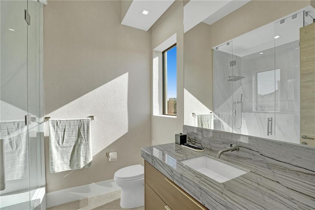 Isla Bahia 47-27 B - Residential