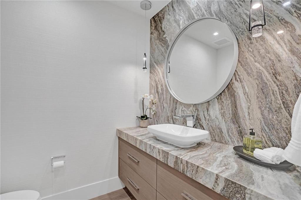 Isla Bahia 47-27 B - Residential