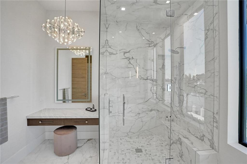 Isla Bahia 47-27 B - Residential