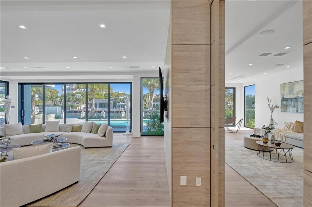 Isla Bahia 47-27 B - Residential