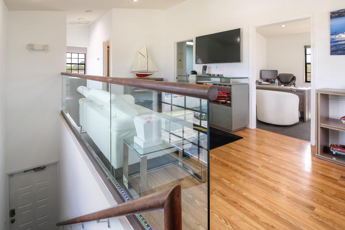 710 E Hillsboro Boulevard 2