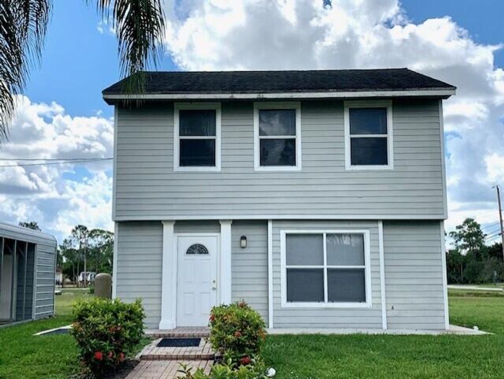 Photo of 13502 76th Road N, West Palm Beach, FL 33412 (MLS # R10950544)