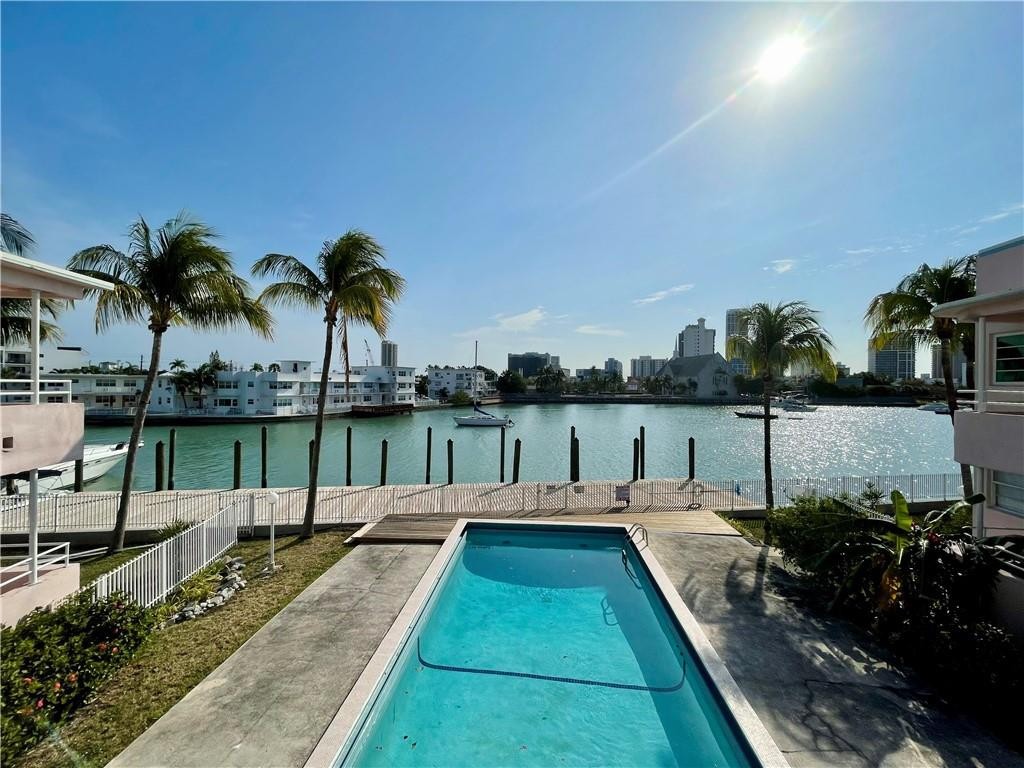 Bay Drive Condo - Residential Lease