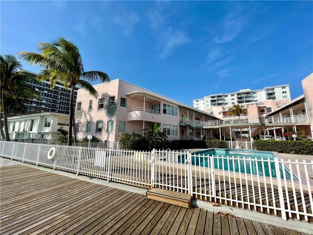 Bay Drive Condo - Residential Lease