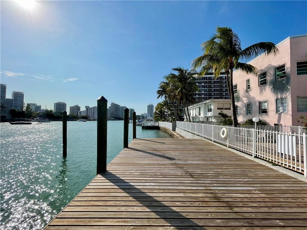 Bay Drive Condo - Residential Lease