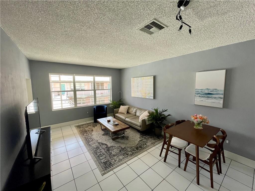 Bay Drive Condo - Residential Lease