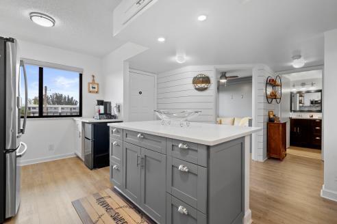 GRANDVIEW AT SPRING LAKES CONDO - Residential