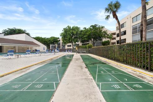 GRANDVIEW AT SPRING LAKES CONDO - Residential