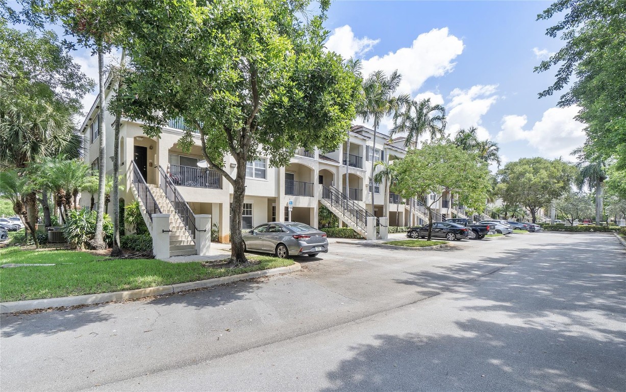 POINCIANA PLACE - Residential