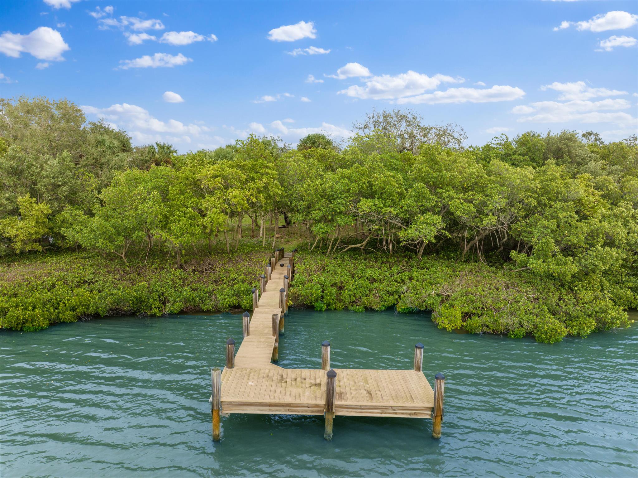 2545 Riverview Court