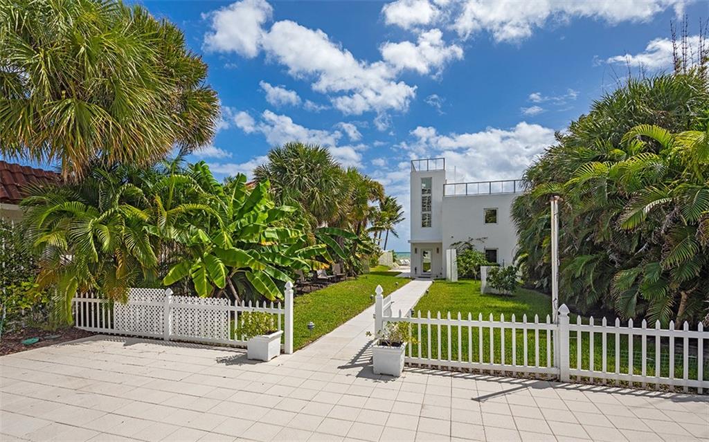 LAUDERDALE BEACH - Residential