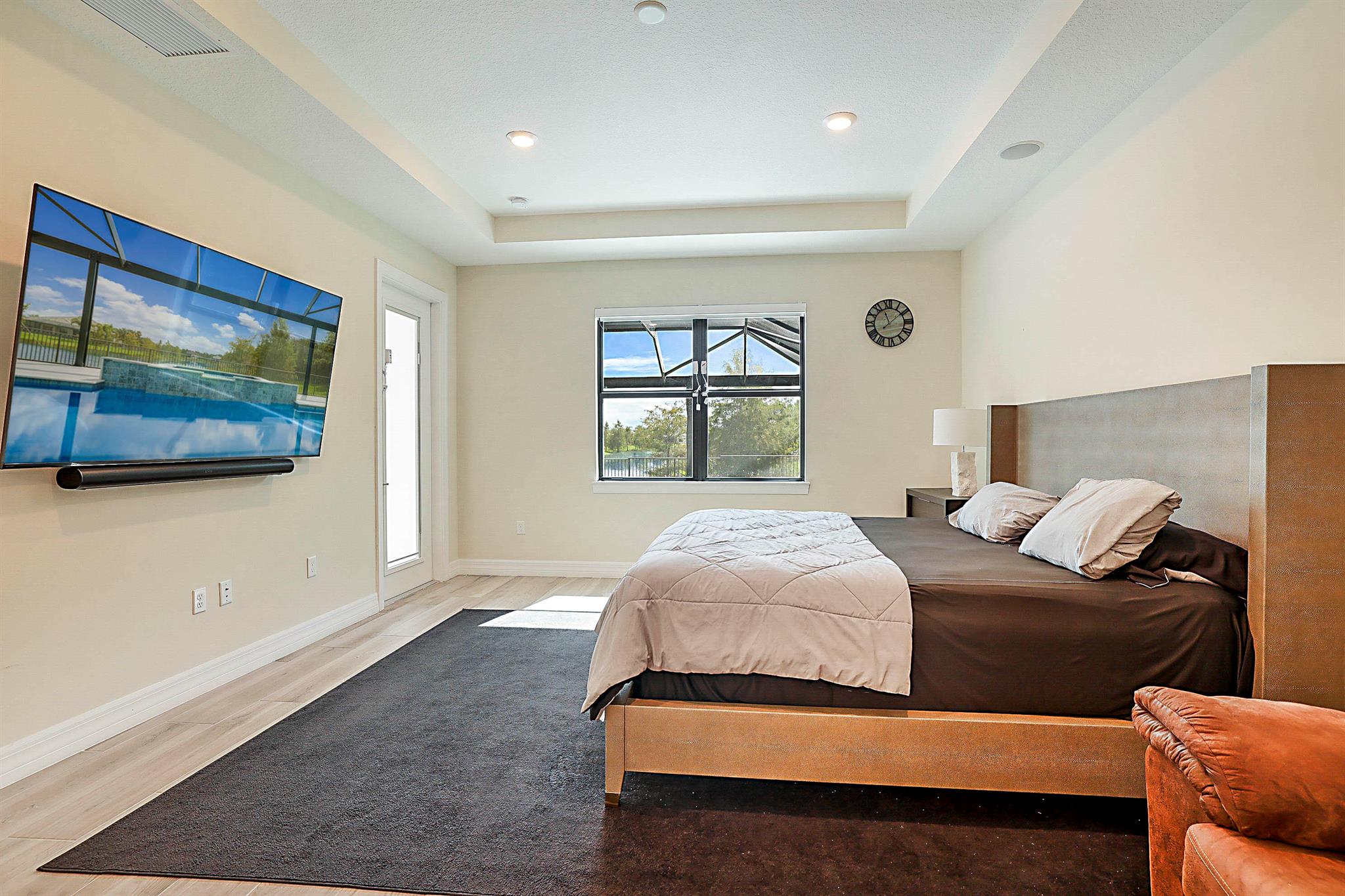 ANCIENT TREE - Residential Lease