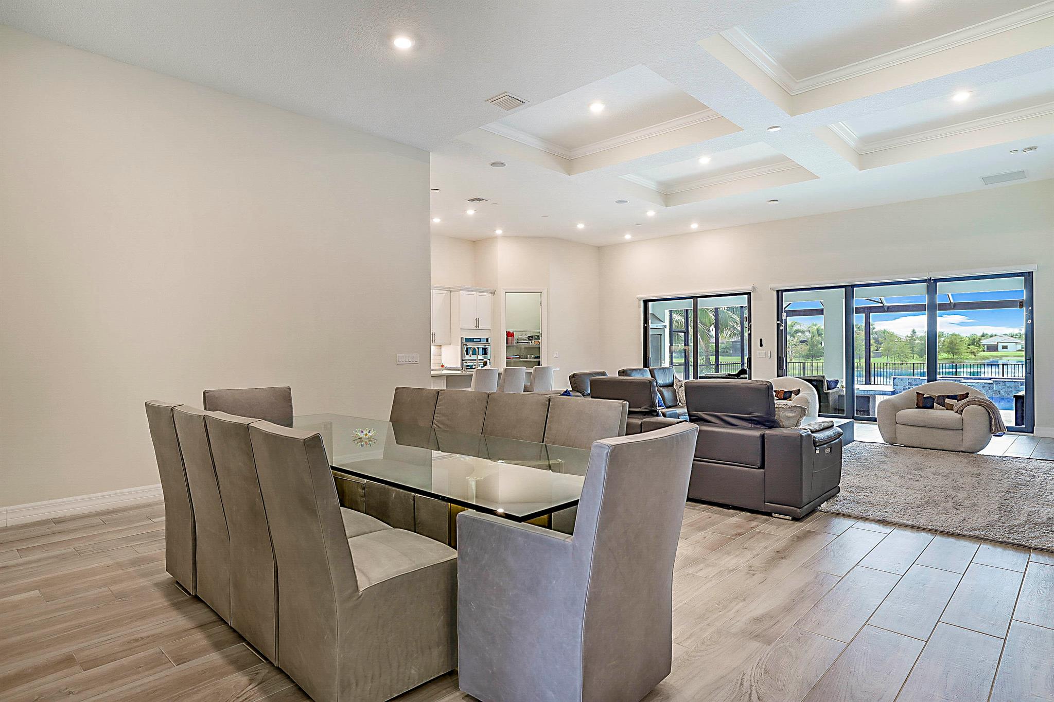 ANCIENT TREE - Residential Lease