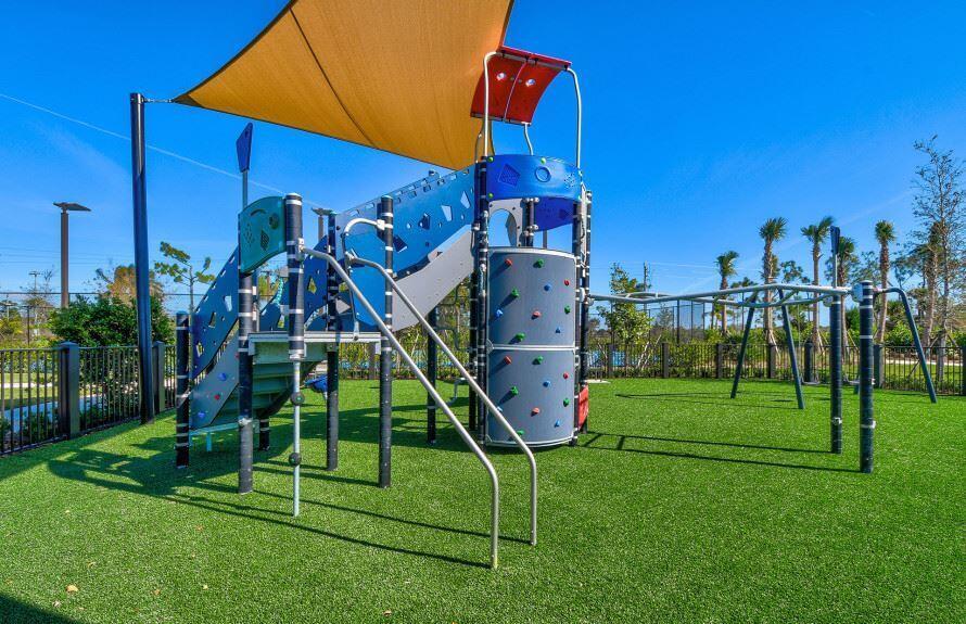 ANCIENT TREE - Residential Lease