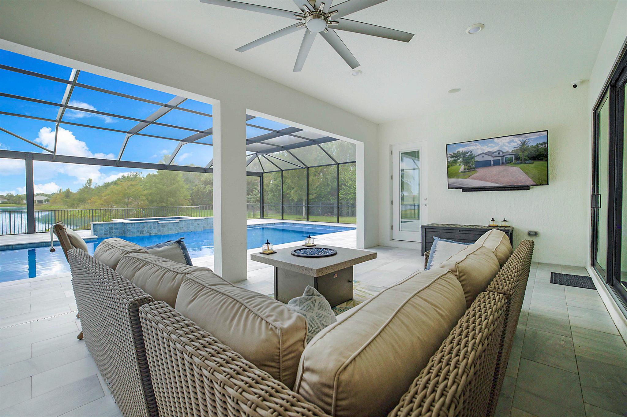 ANCIENT TREE - Residential Lease