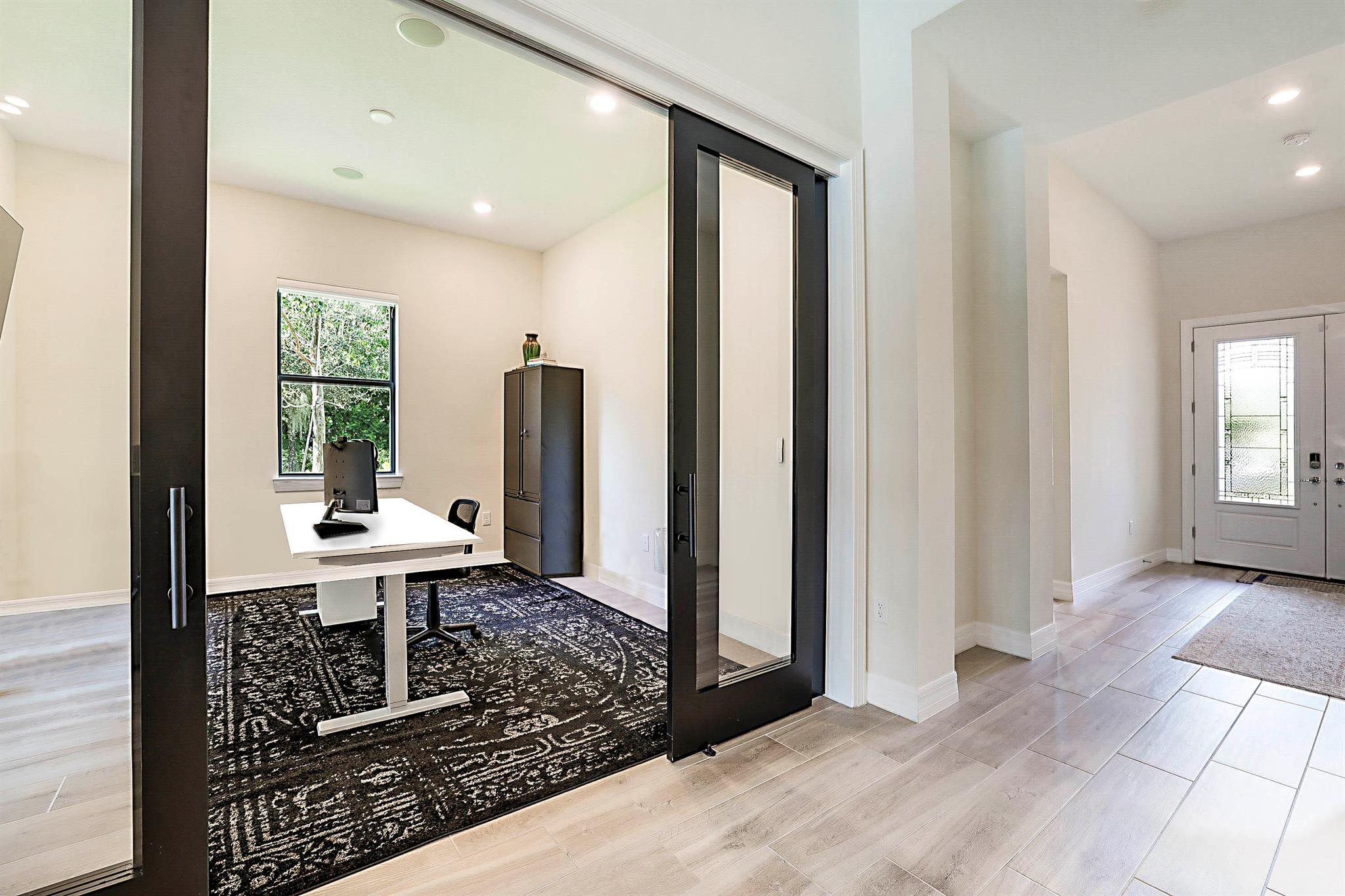 ANCIENT TREE - Residential Lease