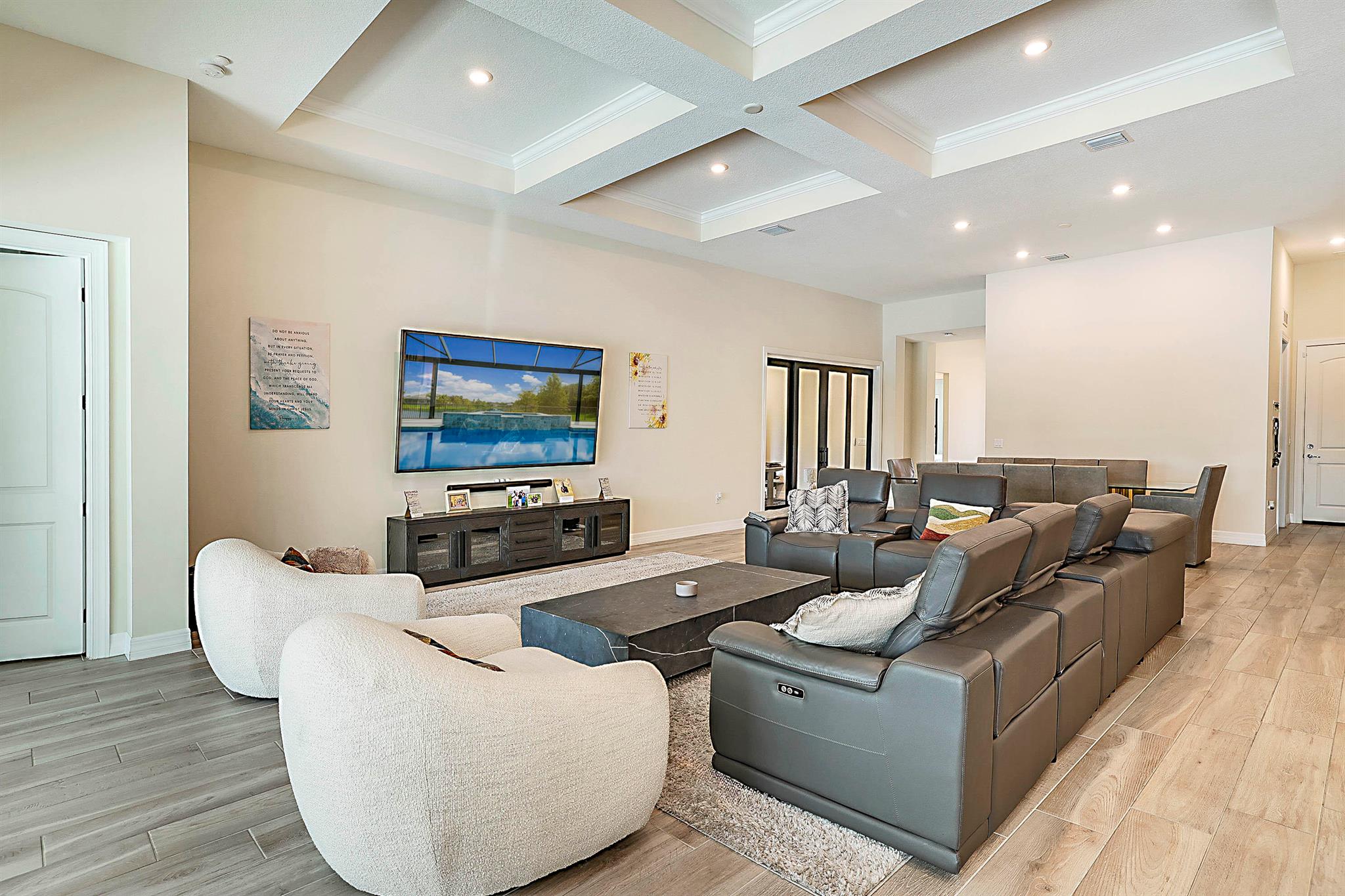 ANCIENT TREE - Residential Lease