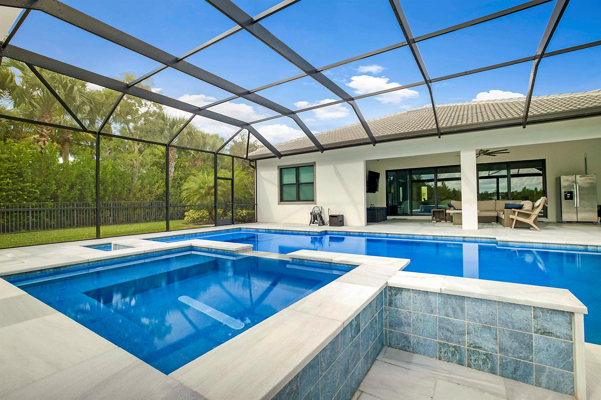 ANCIENT TREE - Residential Lease