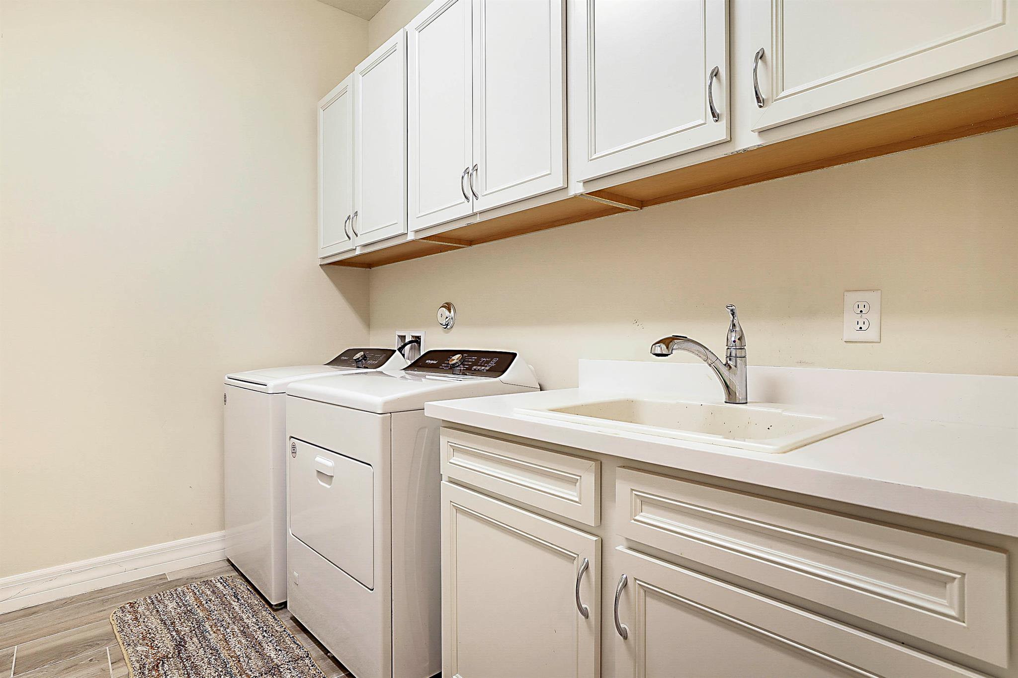 ANCIENT TREE - Residential Lease